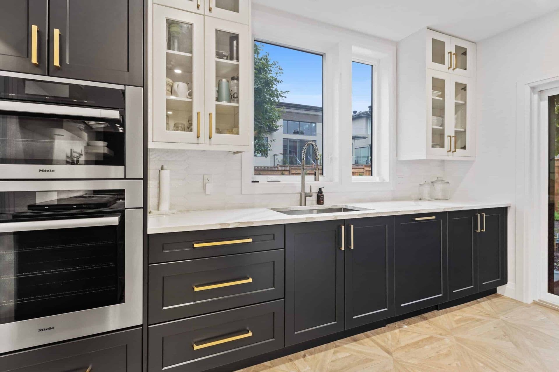 What Is Included With Cabinet Refacing?